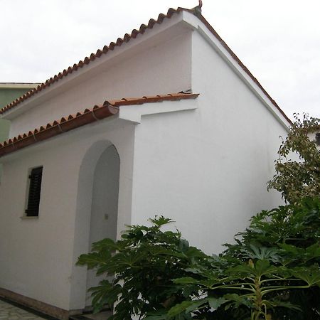 Lorena Apartments In Pula Exterior photo